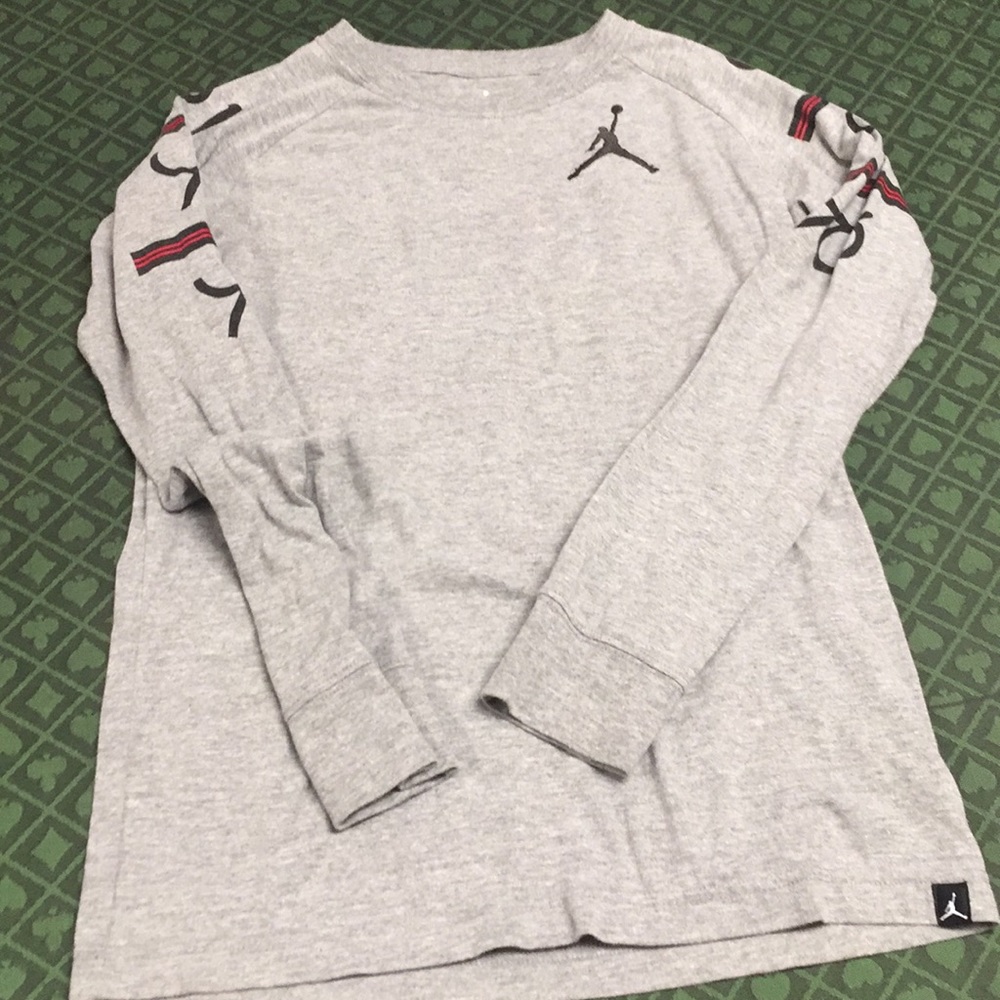 Jordan long sleeve boys shirt size large